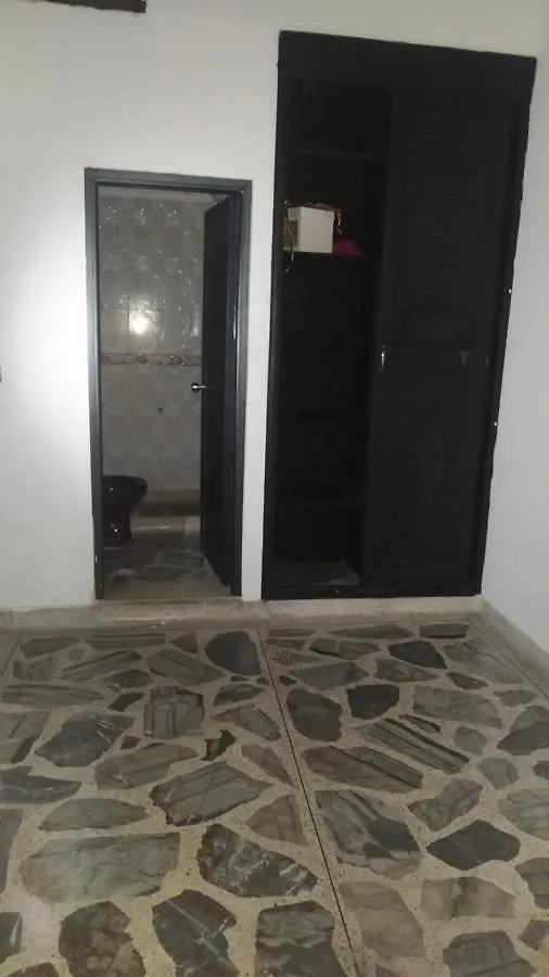 Nyaraló Casa Familiar En Santa Monica Villa Medellín