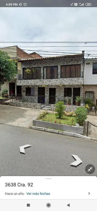 Casa Familiar En Santa Monica Villa Medellin